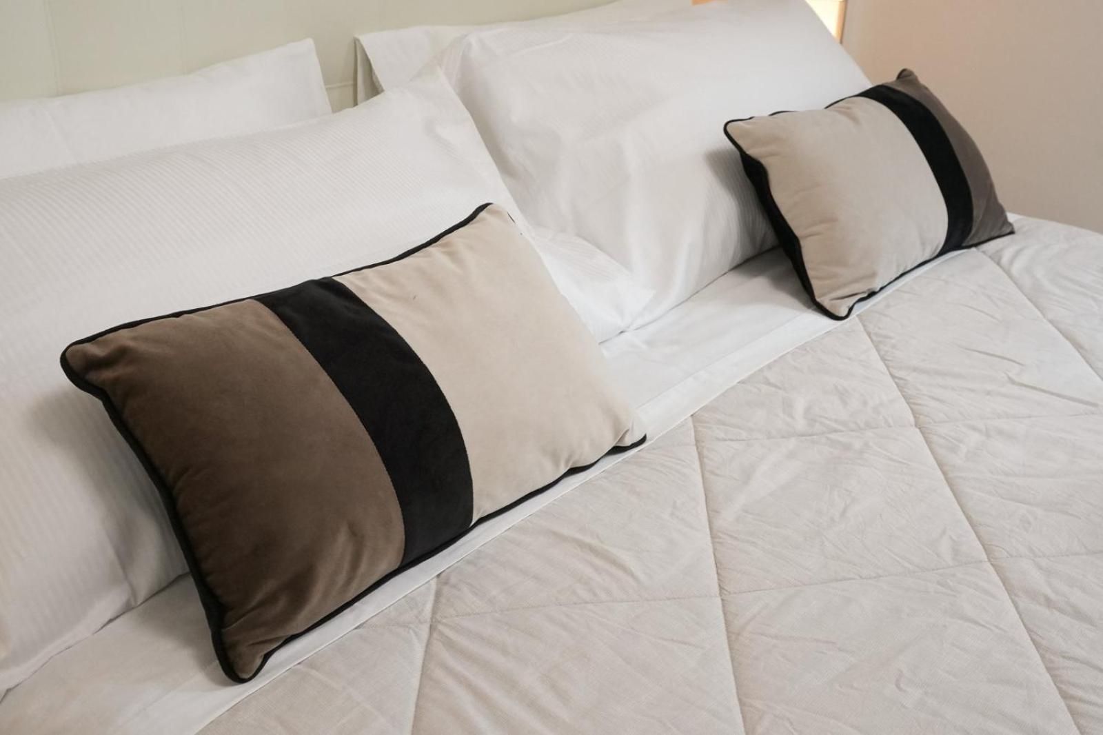 Luxury Rooms Paoli 19 Cagliari Extérieur photo